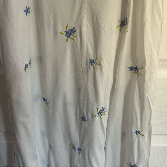Vintage Y2K Victoria's Secret White Embroidered Floral Midi Maxi Dress size M - Picture 9 of 11